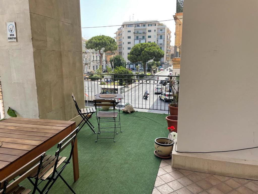كاتانيا Locami Holiday&Rooms Suite Jolanda المظهر الخارجي الصورة
